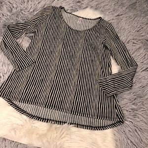 🦄Lularoe Striped Lynnae Longsleeve